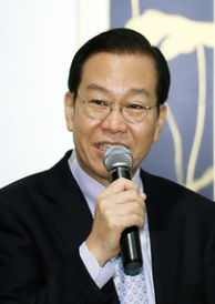 <span class="mw-page-title-main">Kwon Young-se</span> South Korean politician