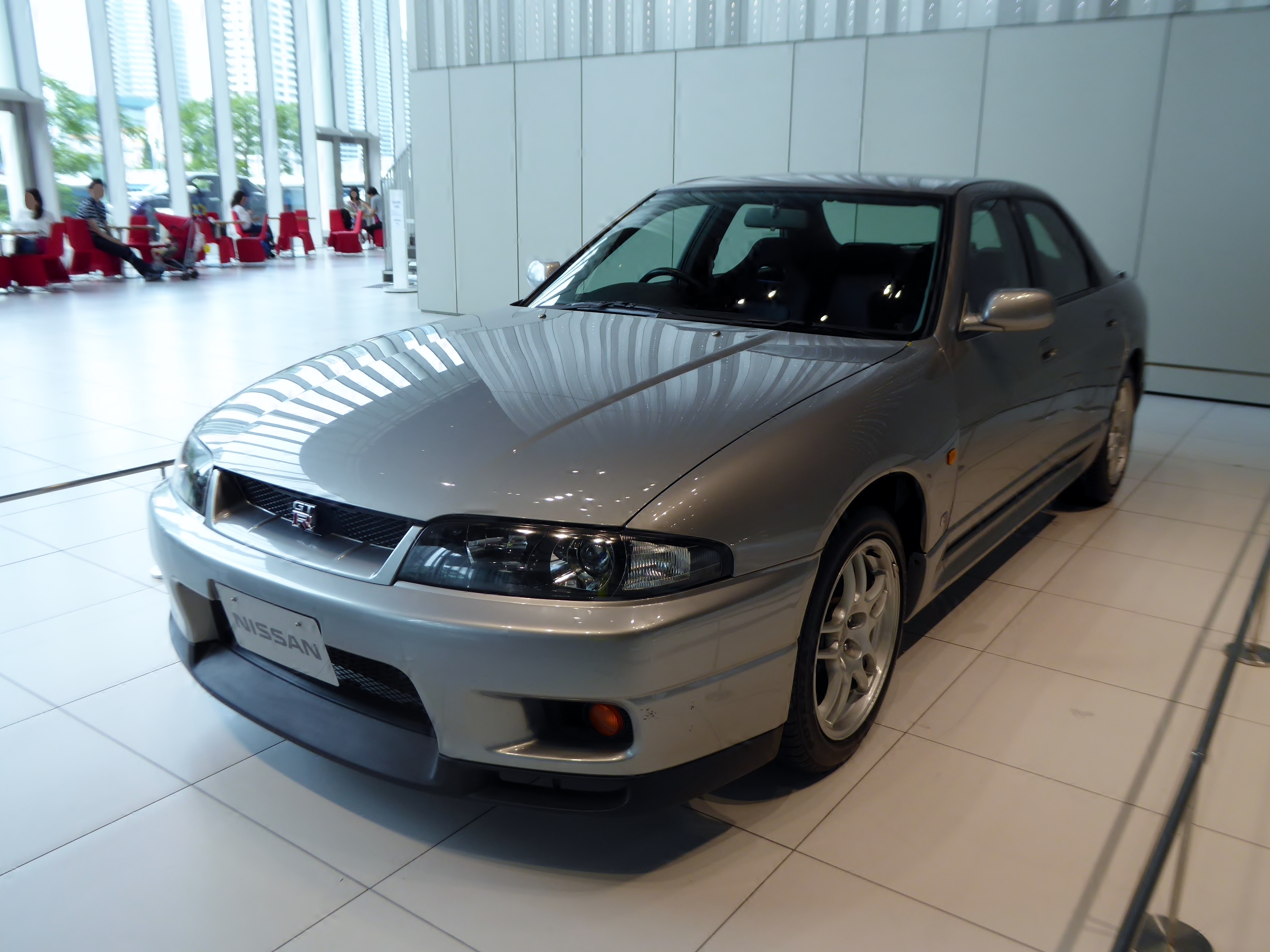 File Nissan Skyline Gt R 4door Autech Version 40th Anniversary My1998 1 Jpg Wikipedia