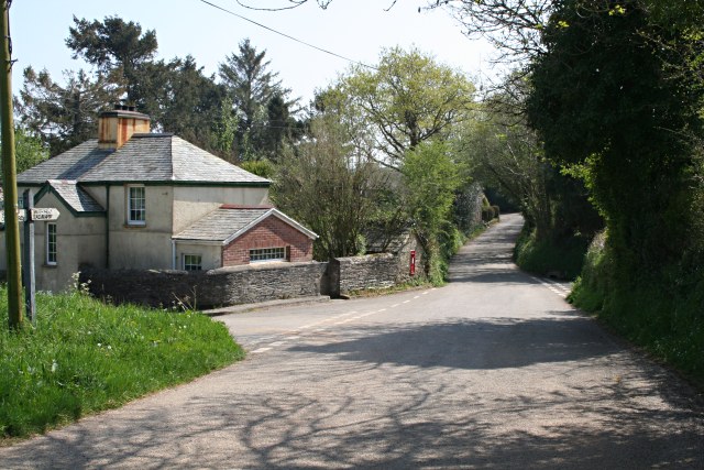 File:Parson's Pool - geograph.org.uk - 408153.jpg