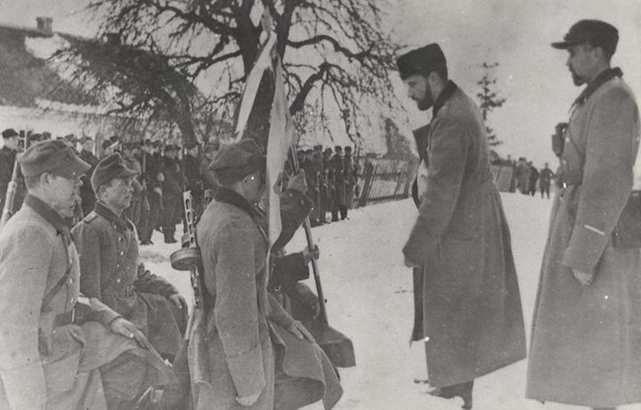 https://upload.wikimedia.org/wikipedia/commons/3/31/Partisans_Oath_27_Dywizja_AK_1944.jpg