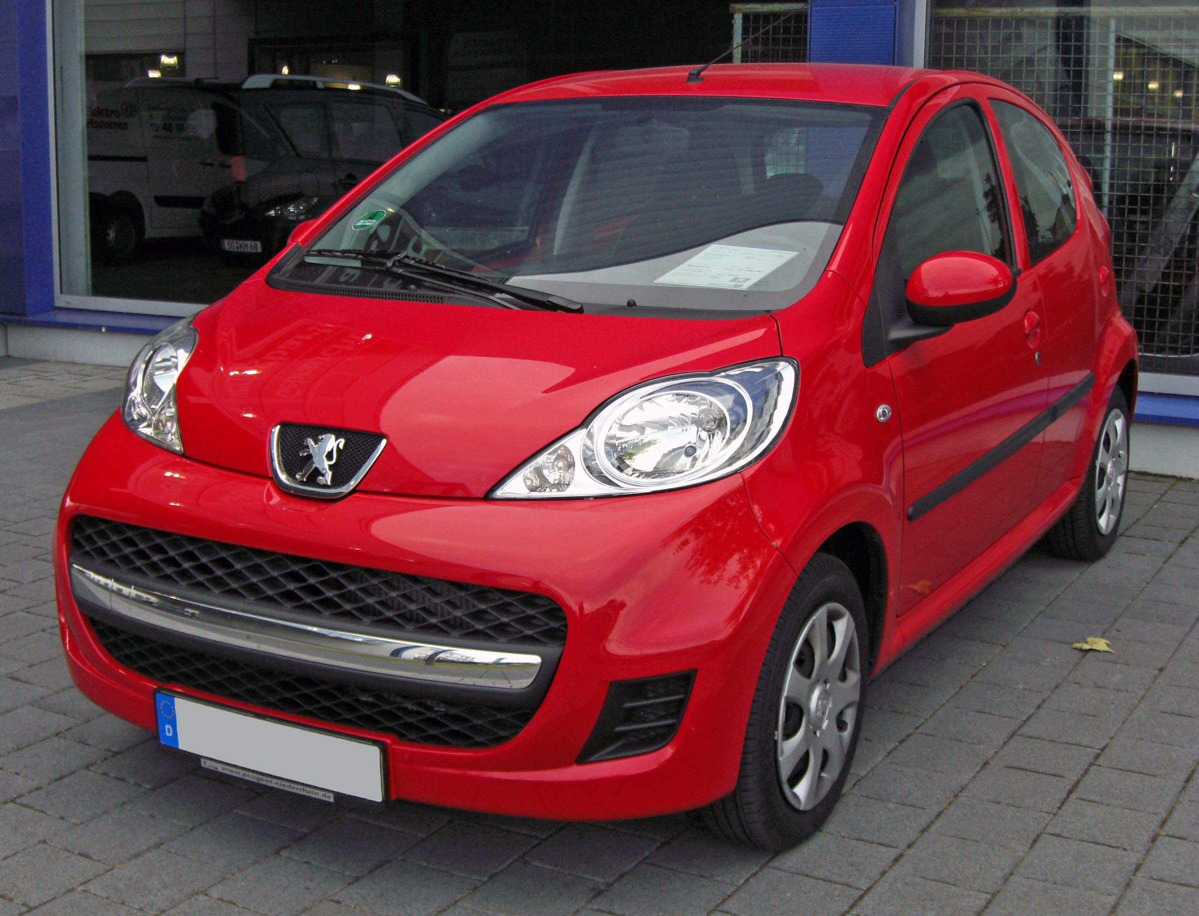 File:Peugeot 107 Facelift 20090603 front.JPG - Wikimedia Commons