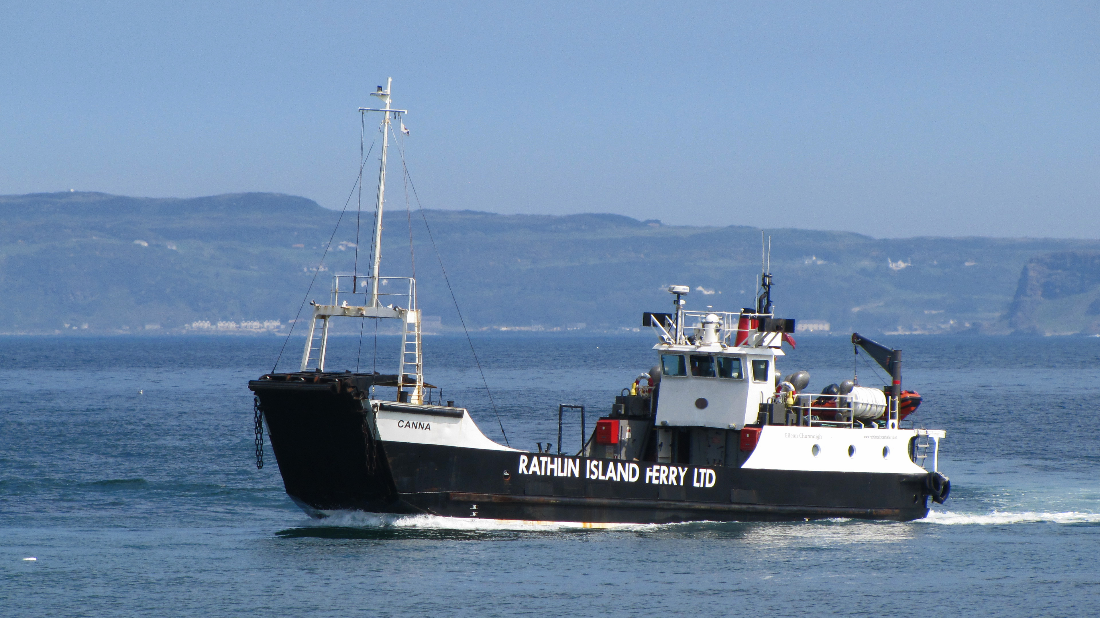 File:Rathlin Island Ferry.jpg - Wikimedia Commons