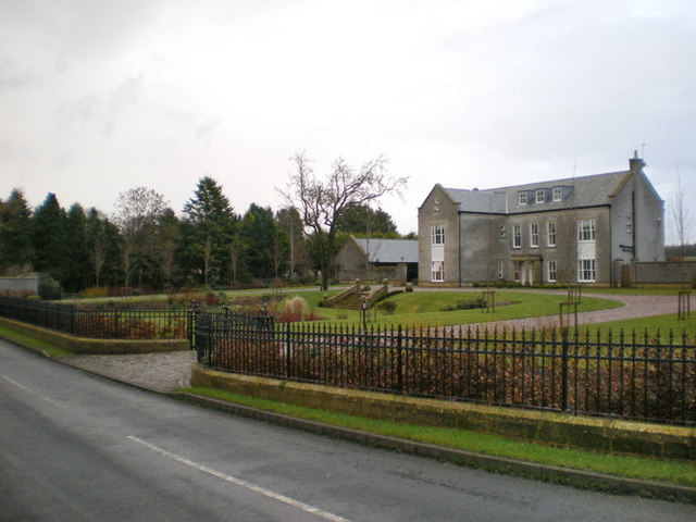 File:Ribbleside House - geograph.org.uk - 1074355.jpg