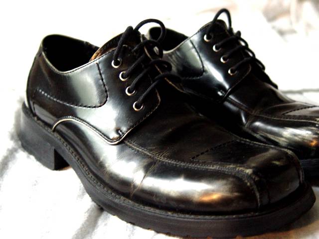 Patent leather - Wikipedia