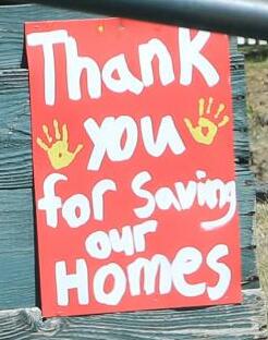 File:Thank you for saving our homes sign, (cropped).jpg
