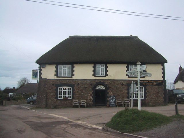 File:The Black Dog, Black Dog - geograph.org.uk - 1025913.jpg