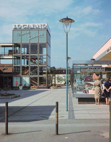 File:The Locarno 'Atrium', Smithford Way, Coventry in 1961 - geograph.org.uk - 1212258.jpg