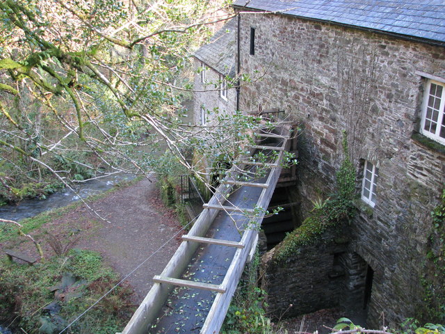 File:The leat feeding the watermill at Cotehele - geograph.org.uk - 1616260.jpg