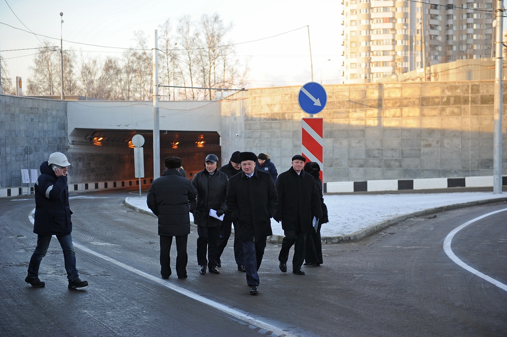 Полиция в тоннеле. Росатом на Каширском шоссе. ГАИ на Каширском шоссе. Высота Ярцевского тоннеля.