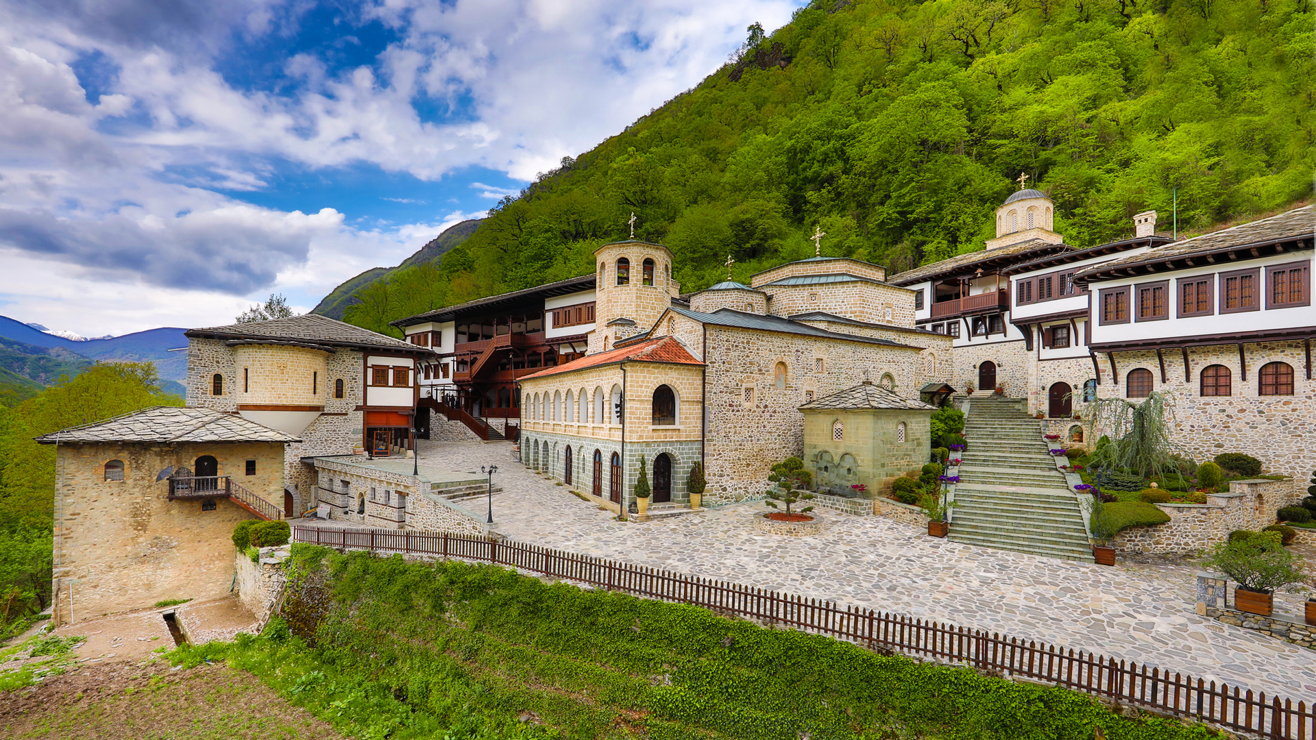 Saint Jovan Bigorski Monastery - Wikipedia