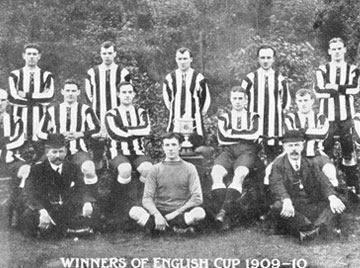 File:1909-10 Newcastle Squad.jpg