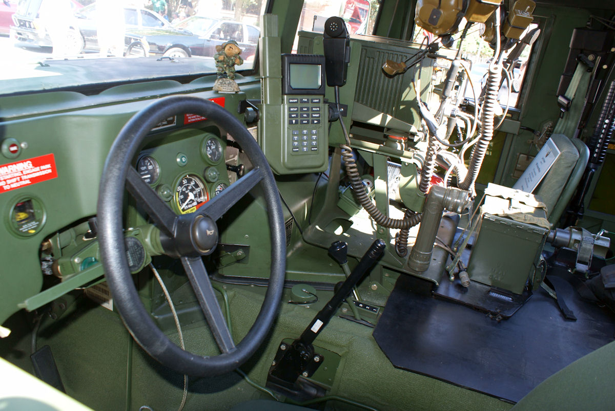 File:AM General M998 1987 HMMWV with MK-19 Cockpit Lake ...