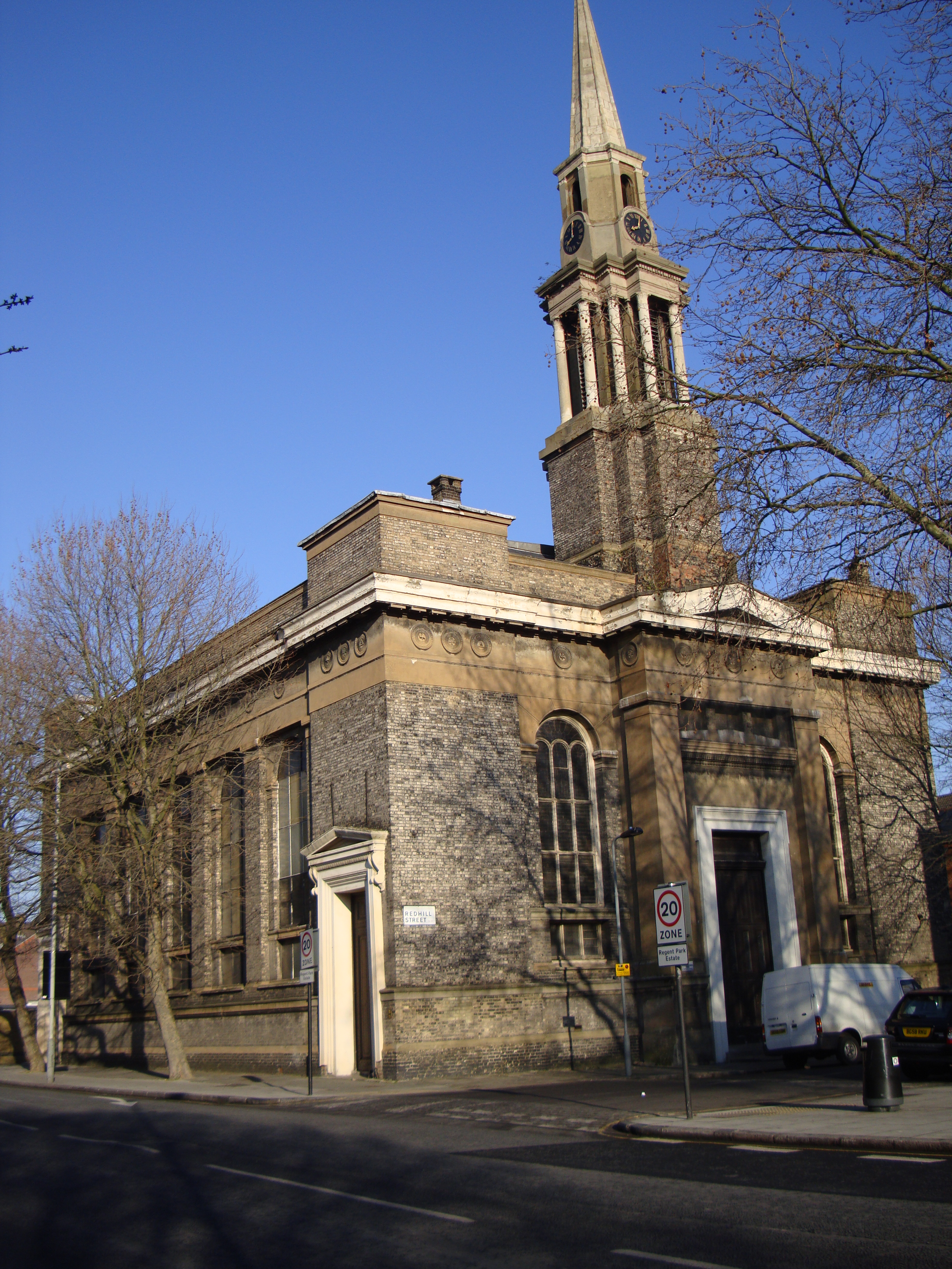 https://upload.wikimedia.org/wikipedia/commons/3/32/AntiochanOrthodoxCathedral_London.JPG