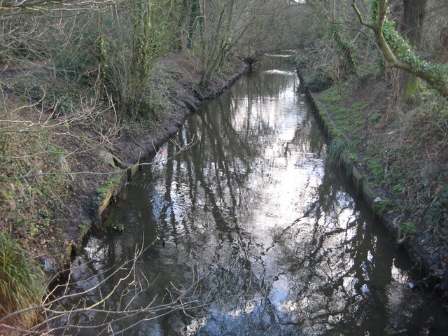 File:Beverley Brook on Wimbledon Common - geograph.org.uk - 675709.jpg