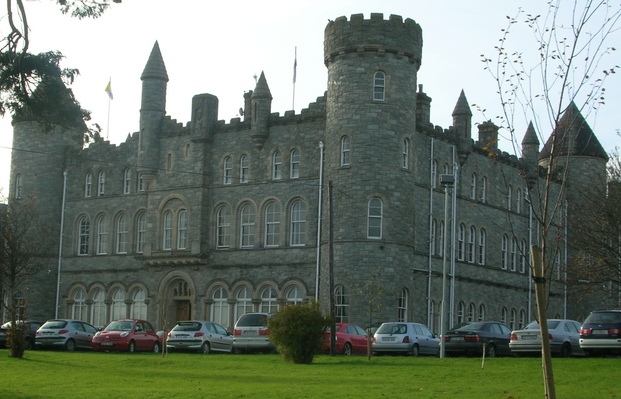 File:College Letterkenny Eunan.jpg