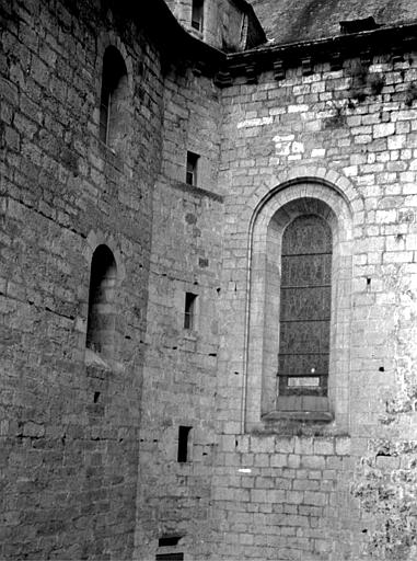 File:Eglise - Vue - Rocamadour - Médiathèque de l'architecture et du patrimoine - APMH00036959.jpg