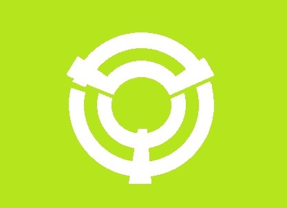 https://upload.wikimedia.org/wikipedia/commons/3/32/Flag_of_Seki_Gifu.JPG