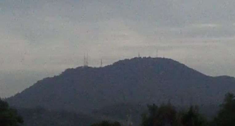 File:Gunung Kledang view from Ipoh 2012.jpg