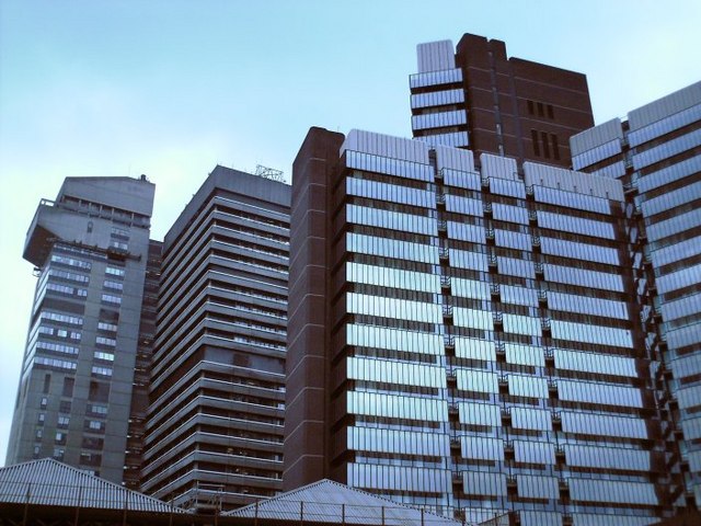 File:Guy's Hospital from London Bridge station - geograph.org.uk - 381755.jpg