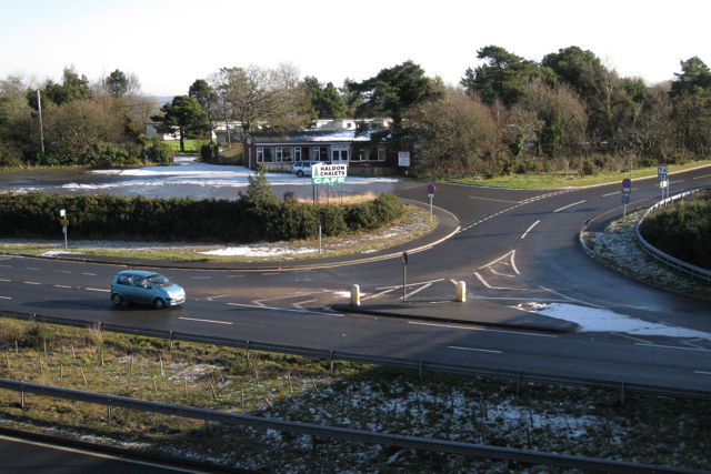 File:Haldon Chalets café by the A380 - geograph.org.uk - 1651374.jpg