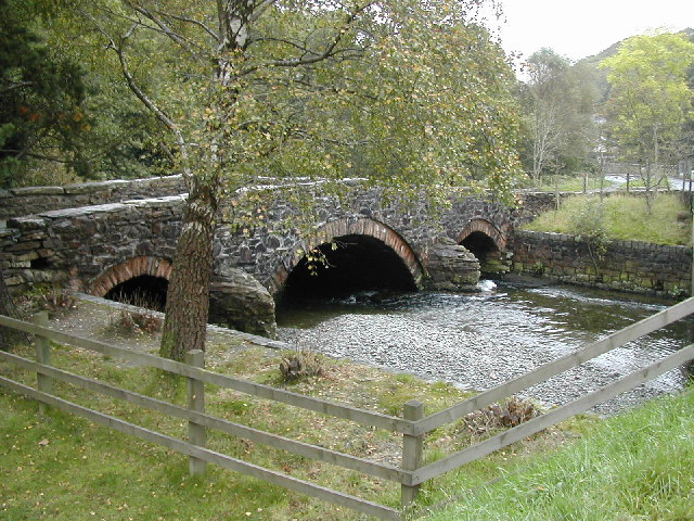 File:Old bridge at Nantgwynant - geograph.org.uk - 62814.jpg