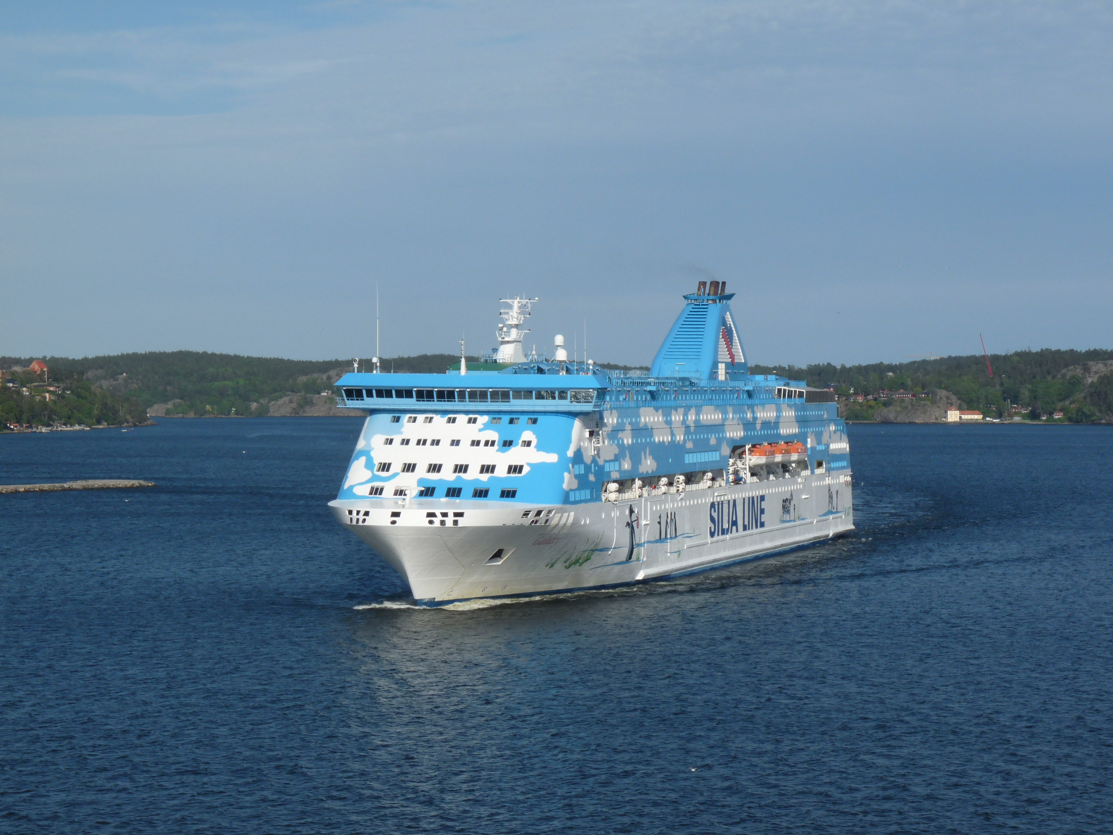 File:Silja Line ship Galaxy by Stockholm 2019  - Wikimedia Commons