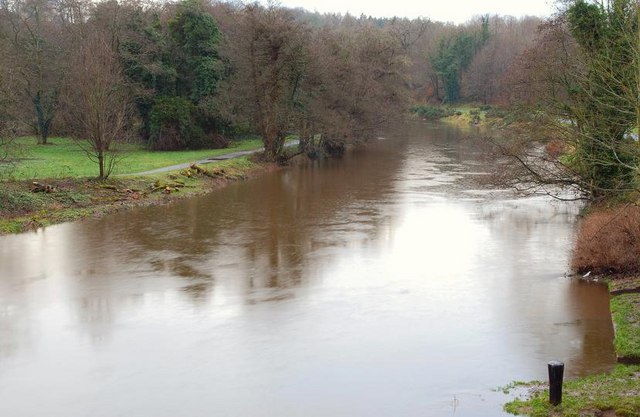 File:The River Lagan at Shaw's Bridge, Belfast - geograph.org.uk - 659923.jpg