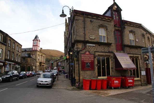 File:The Riverhead Tap, Marsden - geograph.org.uk - 1604955.jpg