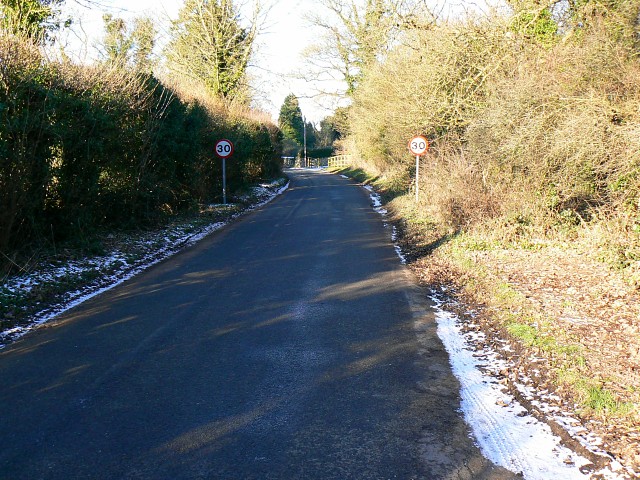 File:The road into Sapperton - geograph.org.uk - 1109633.jpg