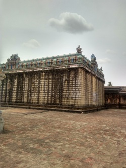 File:Tirukkannapuram sourirajaperumal temple7.jpg