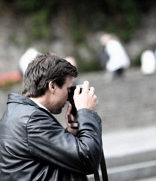 File:"Photographer Oliver Weber at Work, September 2012" (cropped).jpg