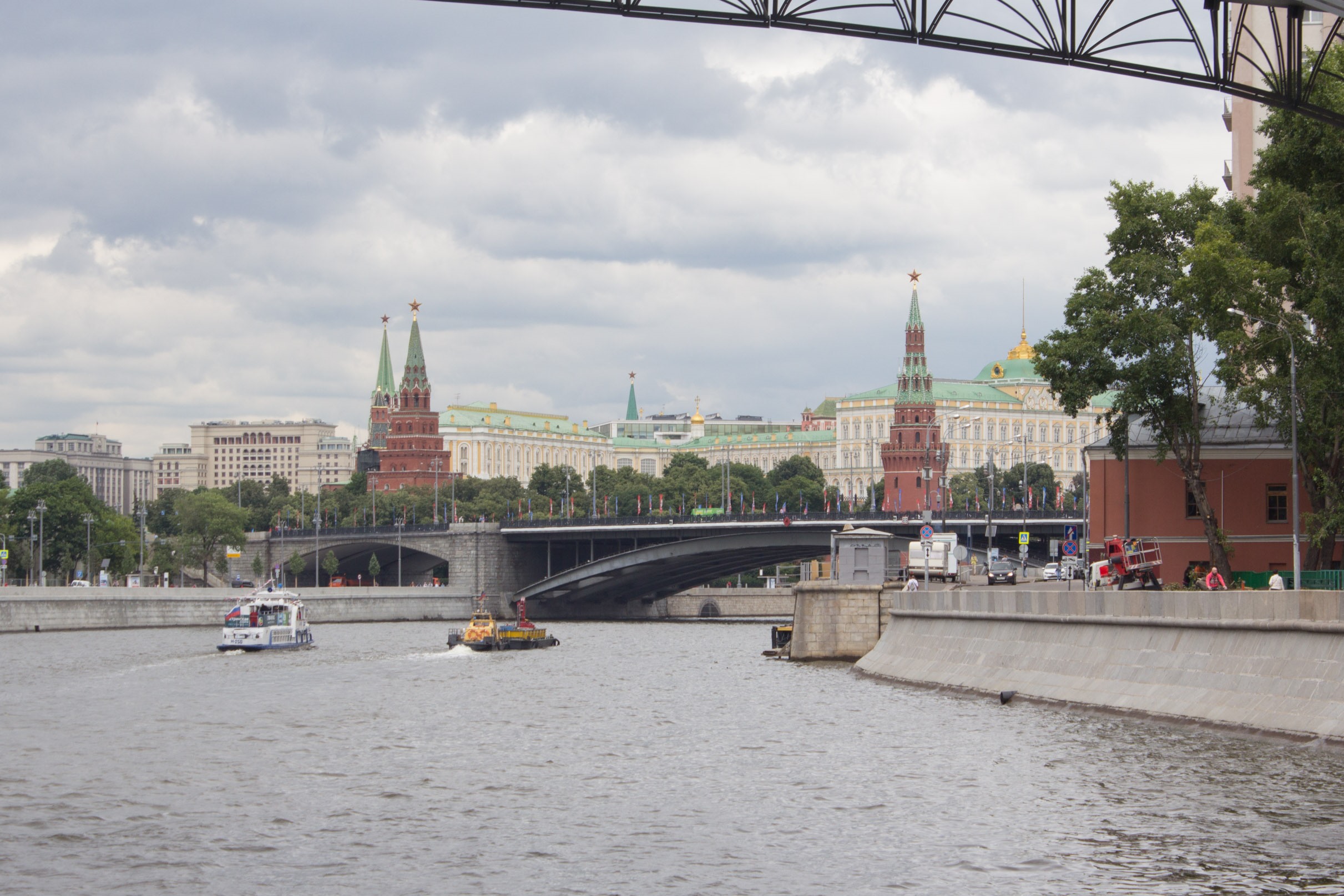 Москва небольшая. Московский Кремль 2018.