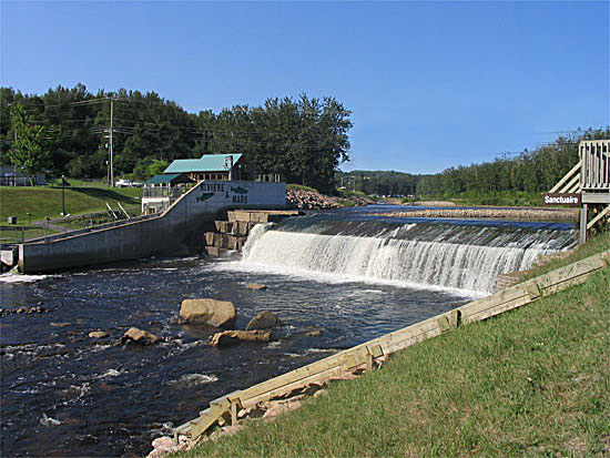 File:Accueil riviere a Mars.jpg