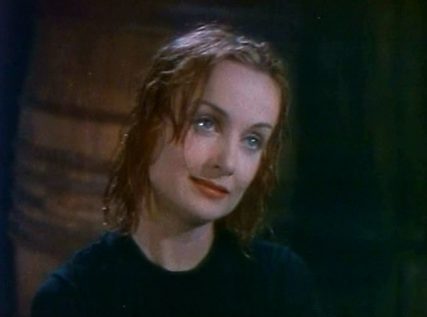 File:Carole Lombard in Nothing Sacred 3.jpg - Wikimedia Commons