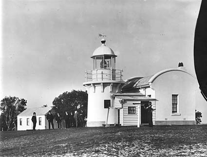 File:Clarence River Lighthouse, 1917.jpg