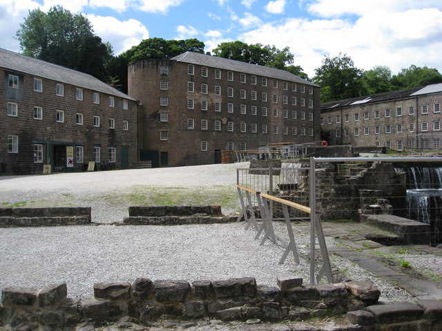 Cromford - Arkwright Mill - geograph.org.uk - 911826