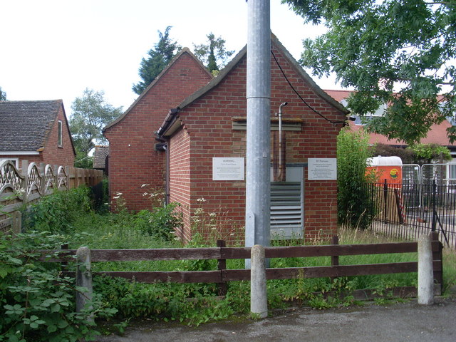 File:Ickford Telephone Exchange, Bucks - geograph.org.uk - 1583999.jpg