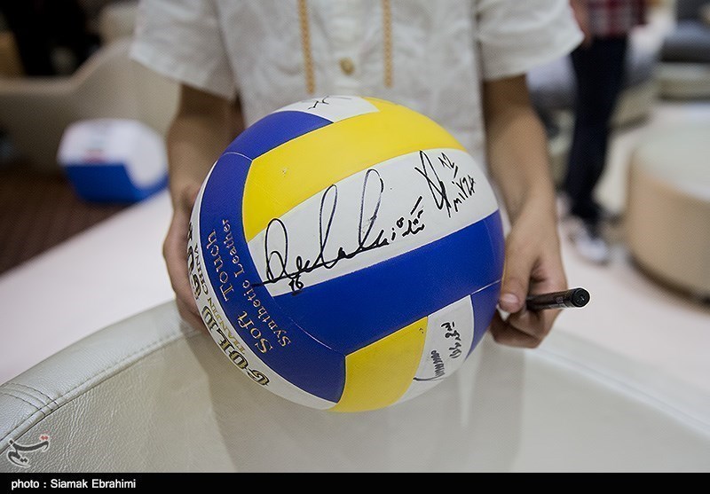 File:Iran’s National Volleyball Team returns home after 2014 FIVB World League-18.jpg