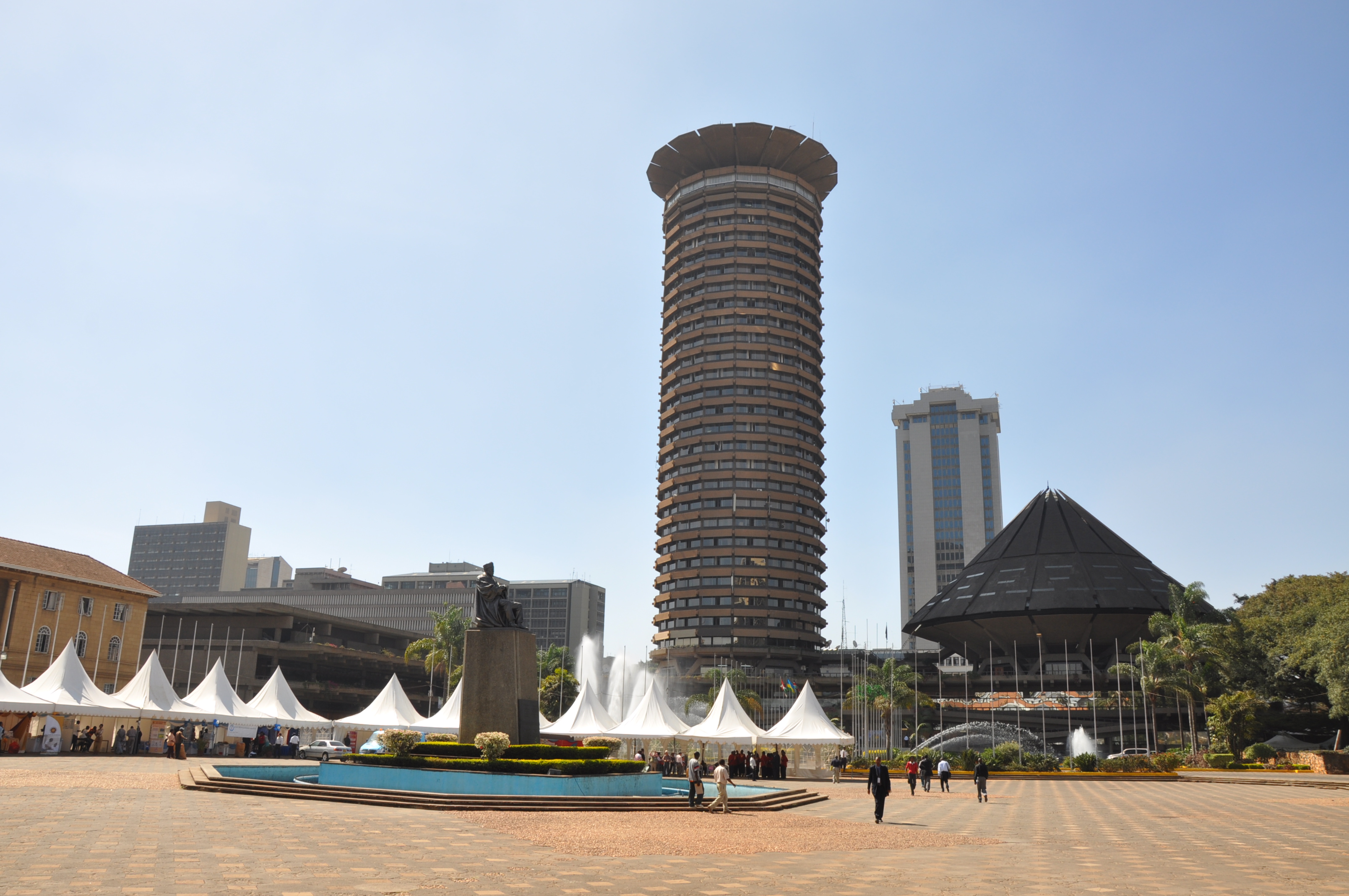 Страна города найроби. Найроби часовая башня. Найроби (столица Кении) достопримечательности. Найроби (столица Кении). Кения Найроби достопримечательности.