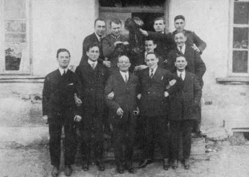 File:Members of Suwalk Chess Club in 1924.jpg