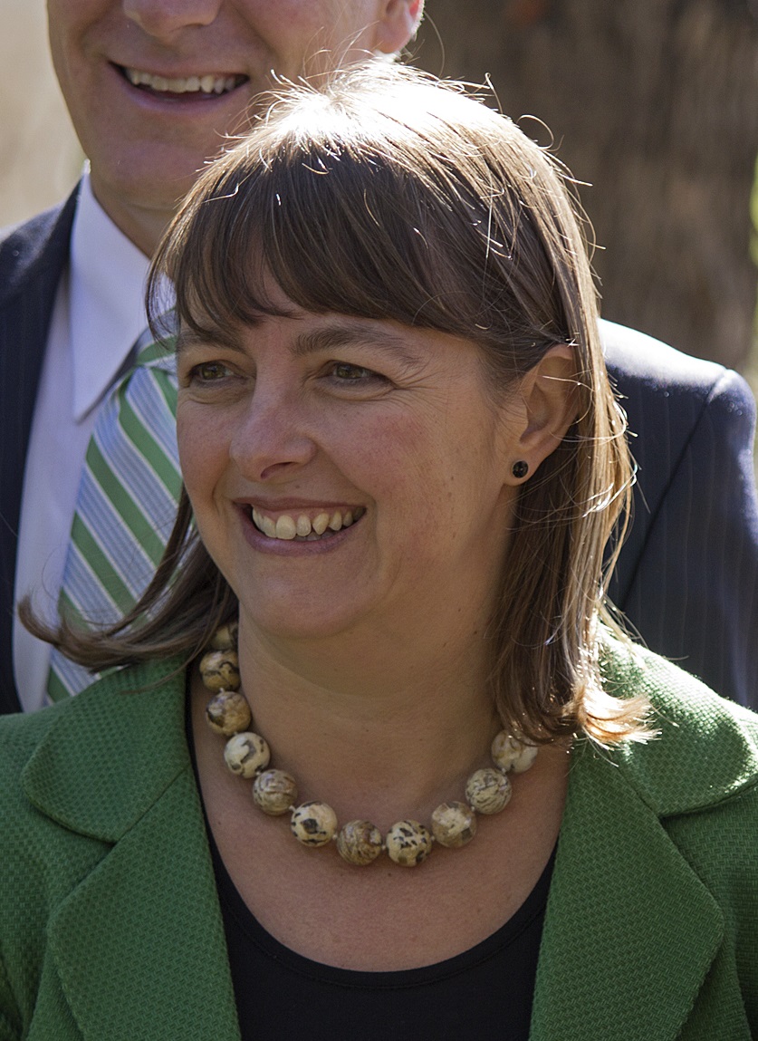 Nicola Roxon - Wikipedia