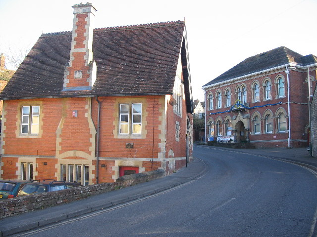 File:Oddfellows Hall, Westbury - geograph.org.uk - 92829.jpg