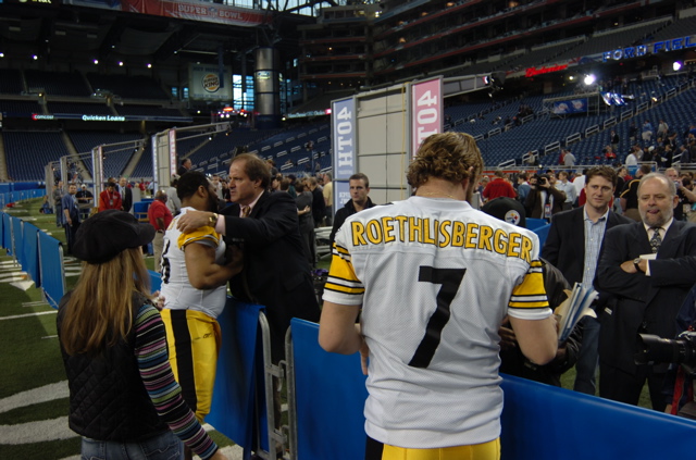 File:Roethlisberger-Bettis-Berman.jpg