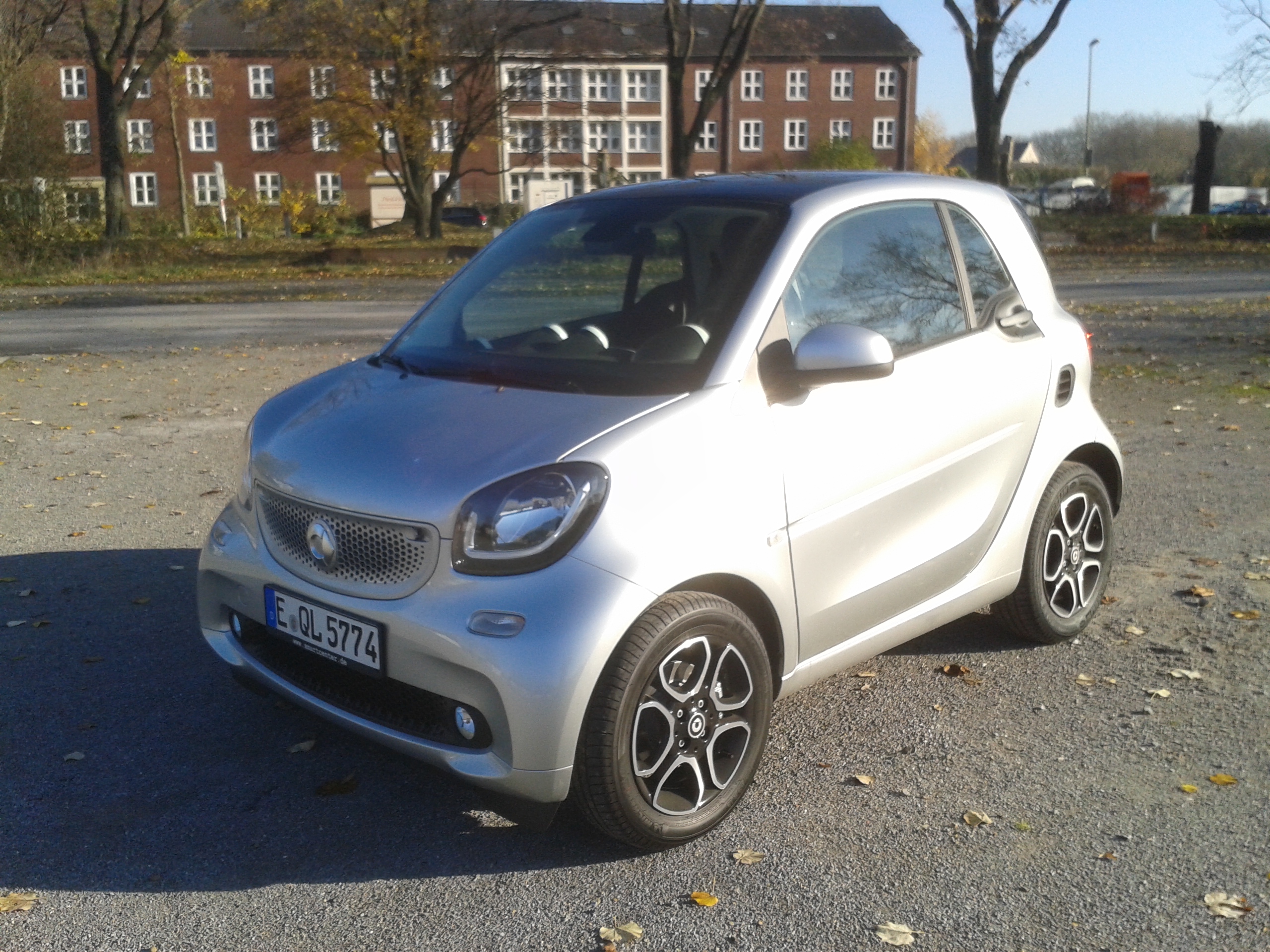 File:Smart fortwo (Baureihe 453).jpg - Wikipedia