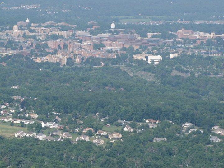 Undiţe de vânzare în State College, Pennsylvania