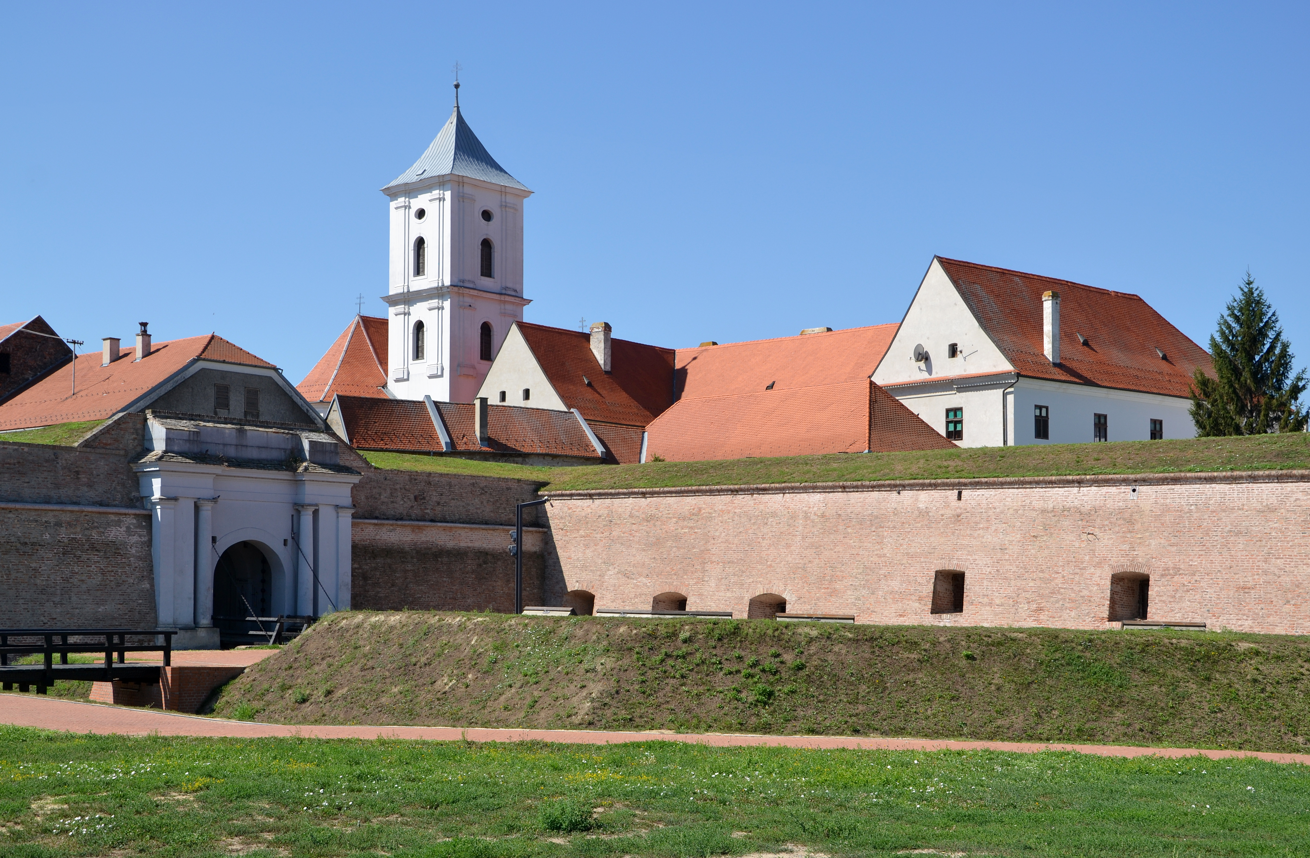 Tvrđa, Osijek 04.jpg. 