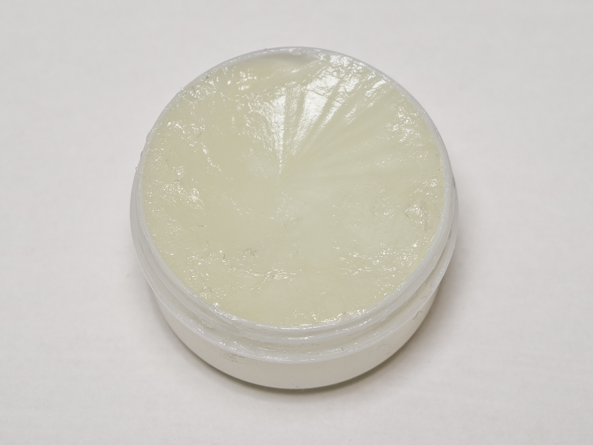     Avoid using flammable products like petroleum jelly and oil-based lotions and body products.