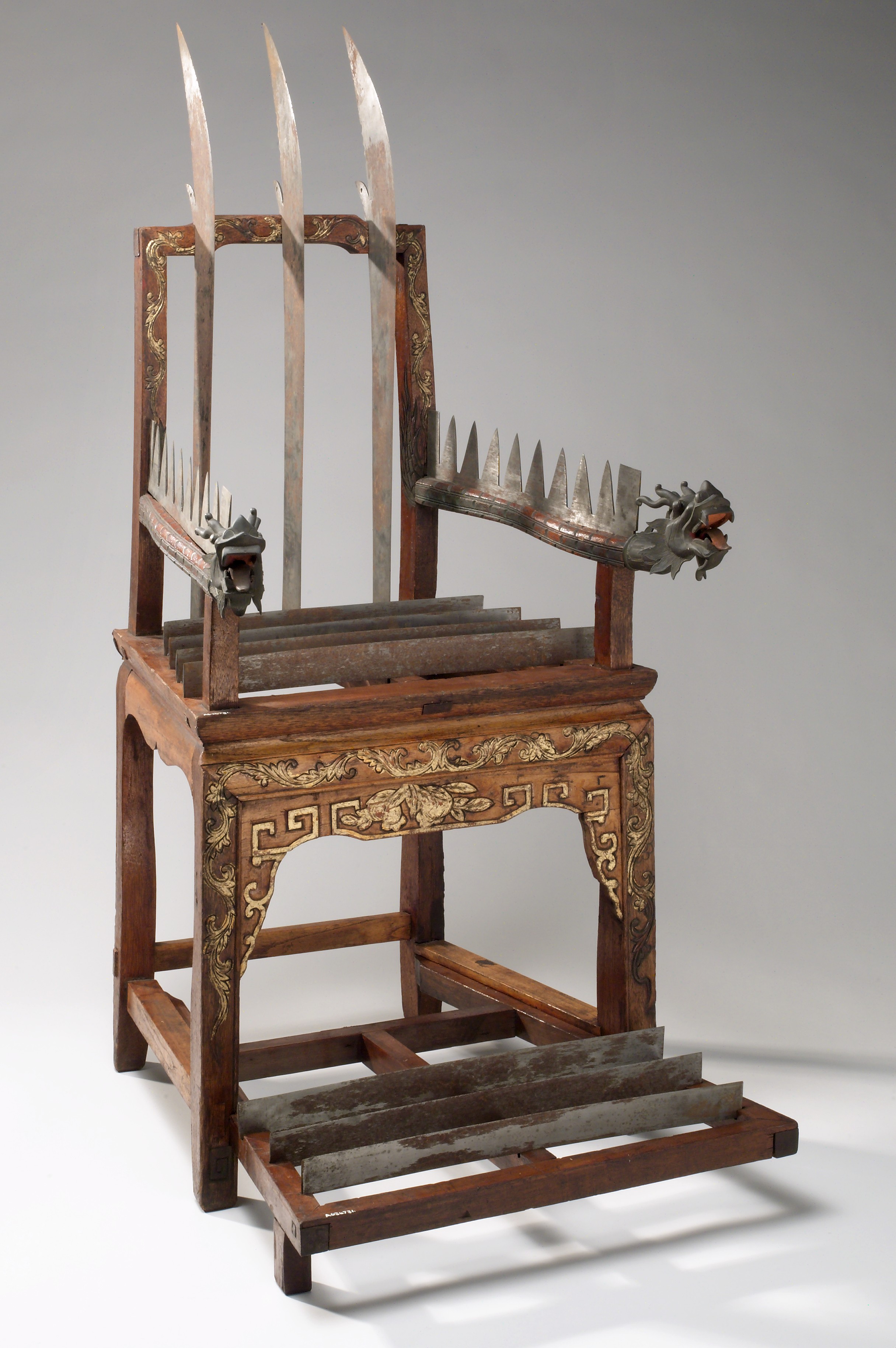 File Wooden Torture Chair With 12 Steel Blades China Wellcome