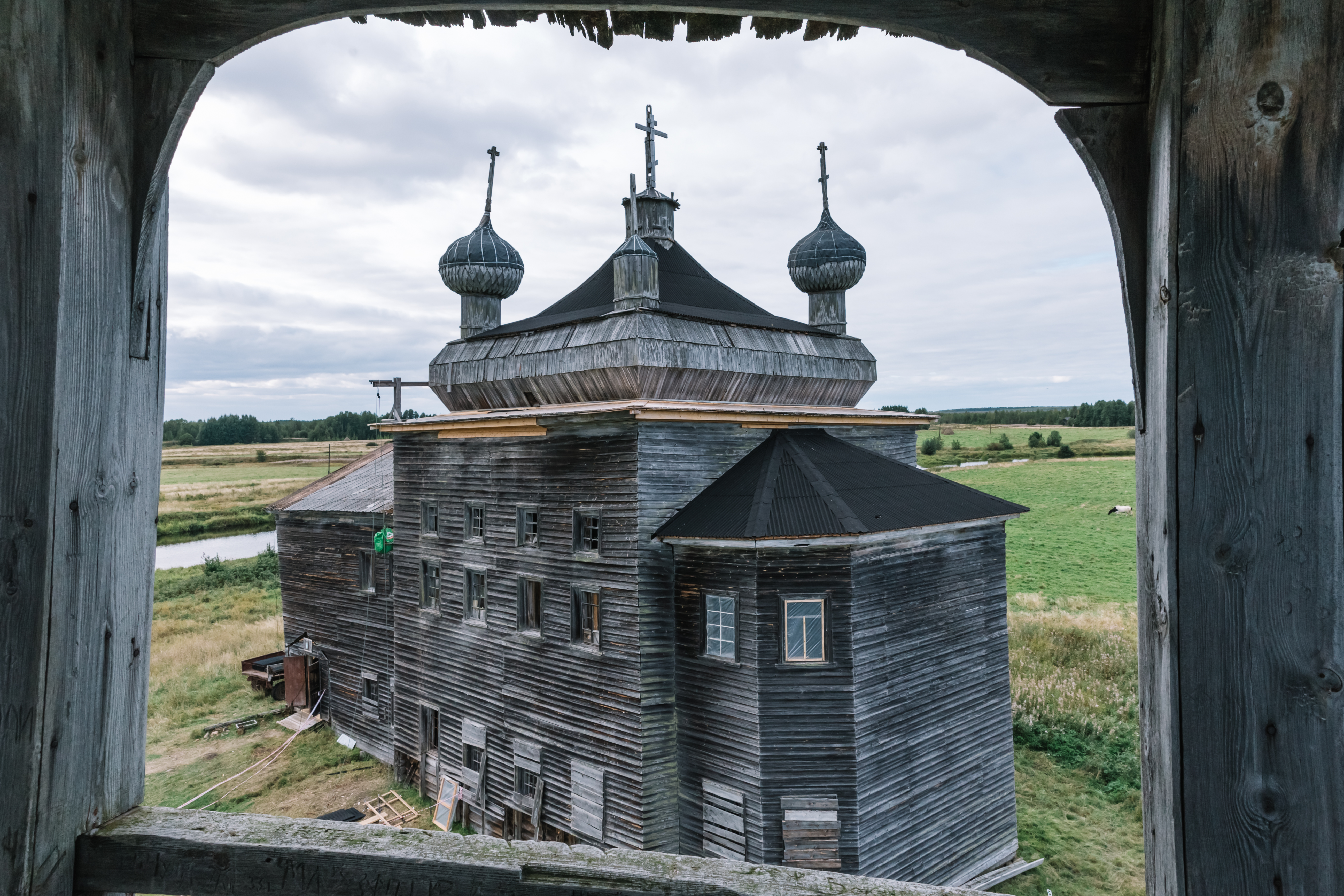 Храм Погост сабле