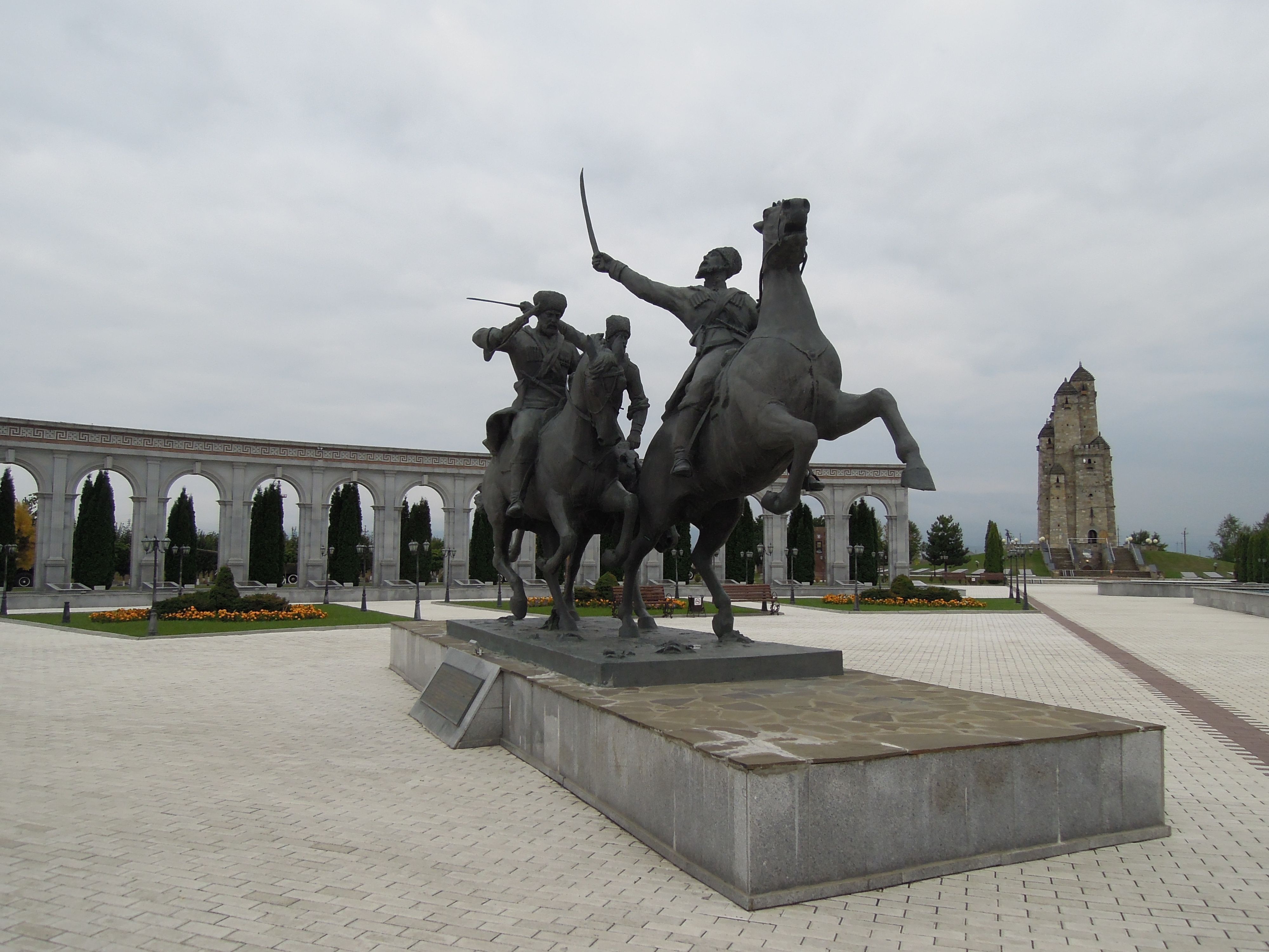 Республика ингушетия назрань индекс. Ингушетия. Мемориальный комплекс памяти жертв репрессий в Ташкенте. Ингушетия Назрань Варшава. Назрань Ингушетия.